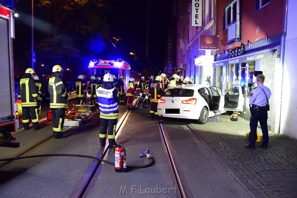 VU Pkw Strab PKlemm Koeln Altstadt Jahnstr P062.JPG - Miklos Laubert